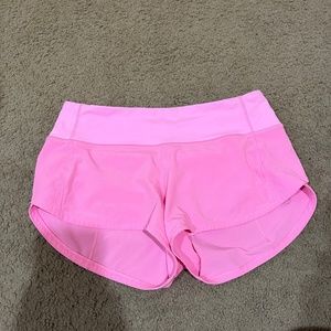 Lulu 2.5in shorts